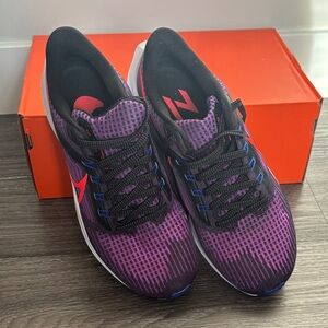 NIB Nike Air Zoom Pegasus shoes